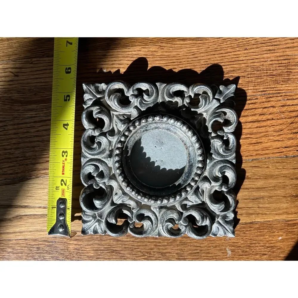 Vintage Silver Resin Picture Frame | Ornate Scroll Filigree Round Photo Frame